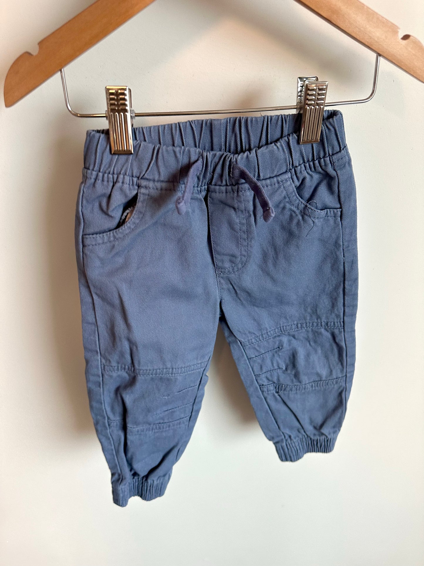 Grey Pants with Knee Detail / 18m