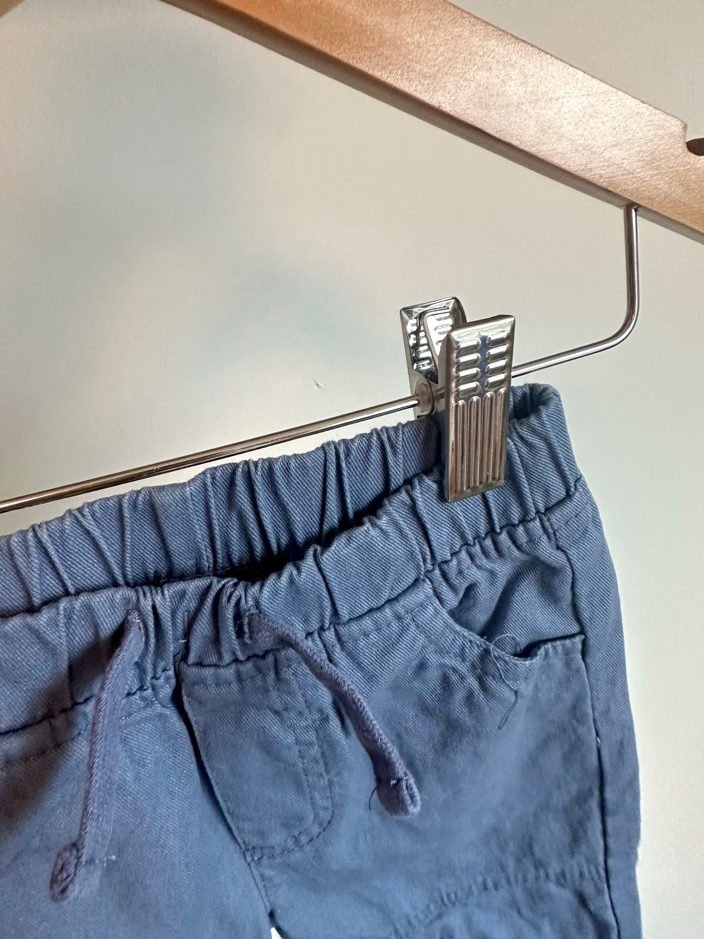 Grey Pants with Knee Detail / 18m