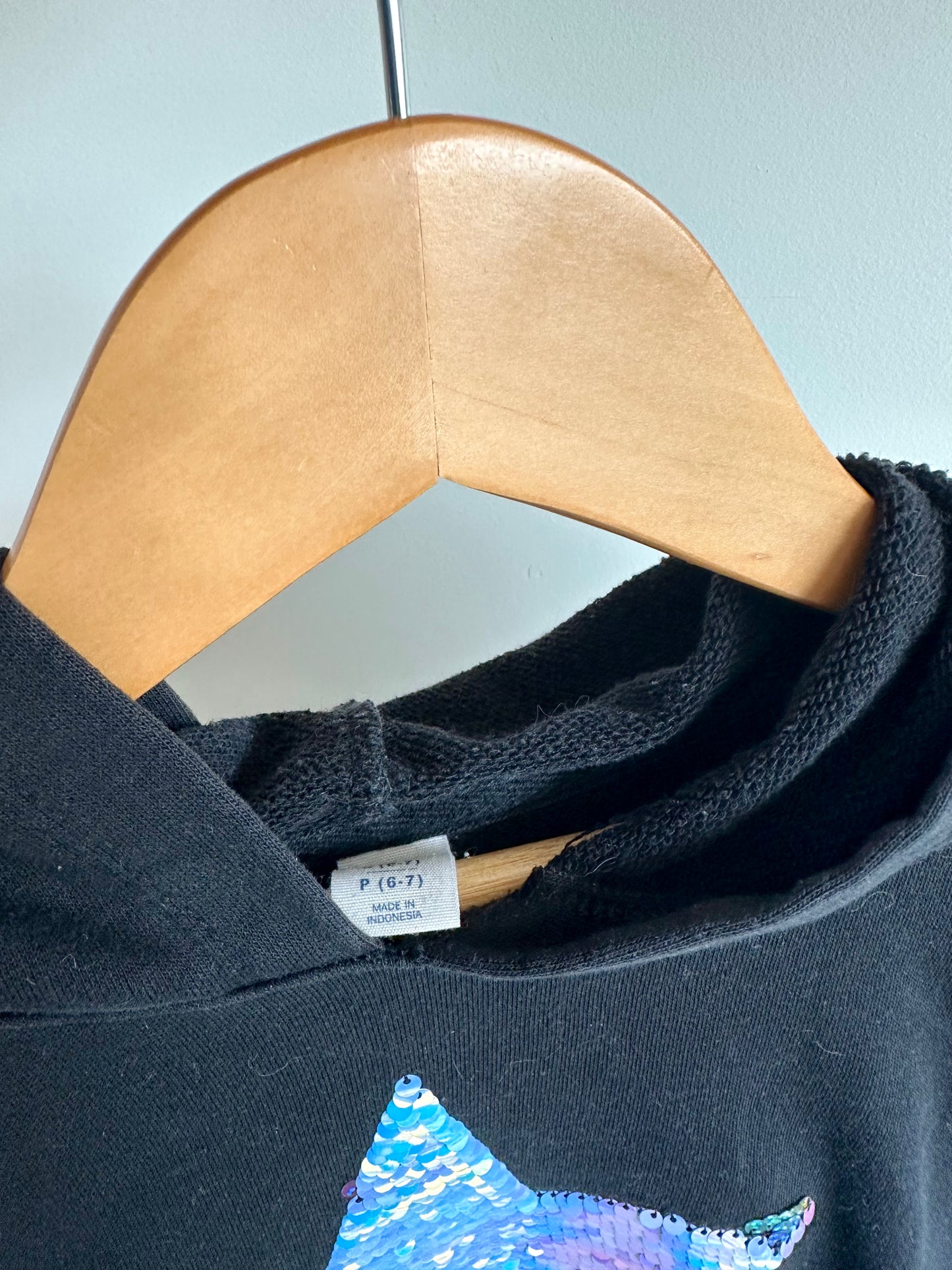 Sequin Star Cropped Hoodie / 6-7 years