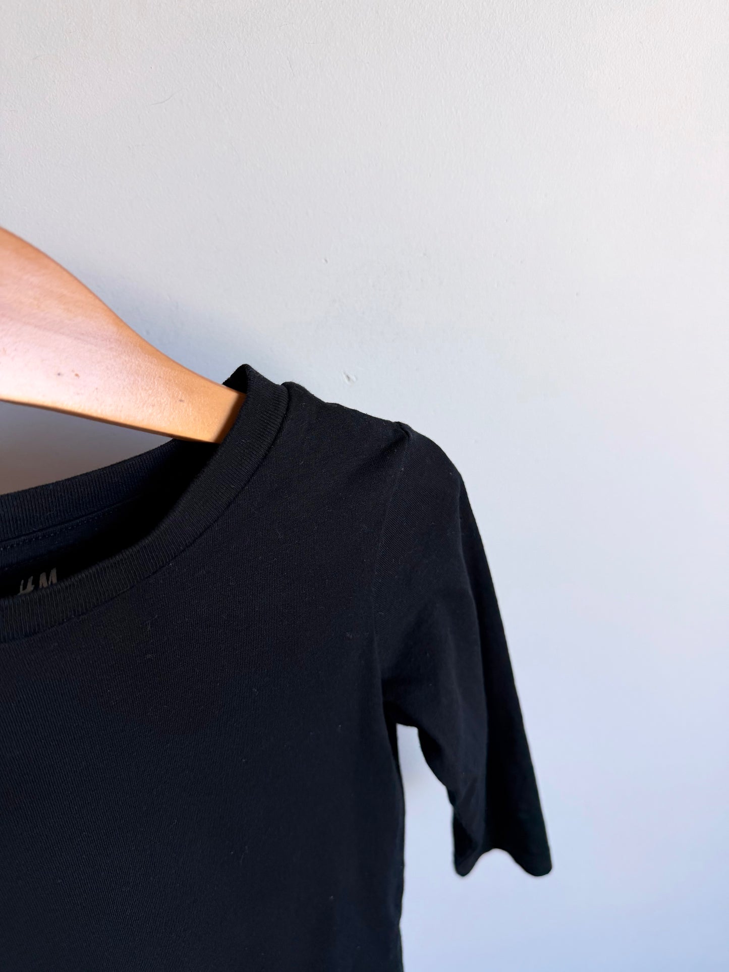 H&M Black Long Sleeve / 18-24m