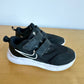 Nike Black Velcro Running Shoes / Size 9 Toddler