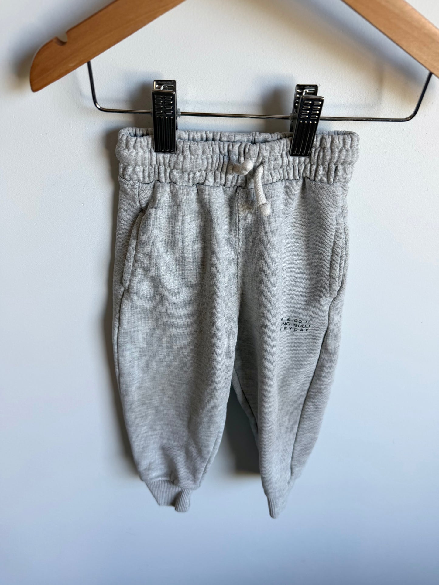 Zara Grey Joggers / 12-18m