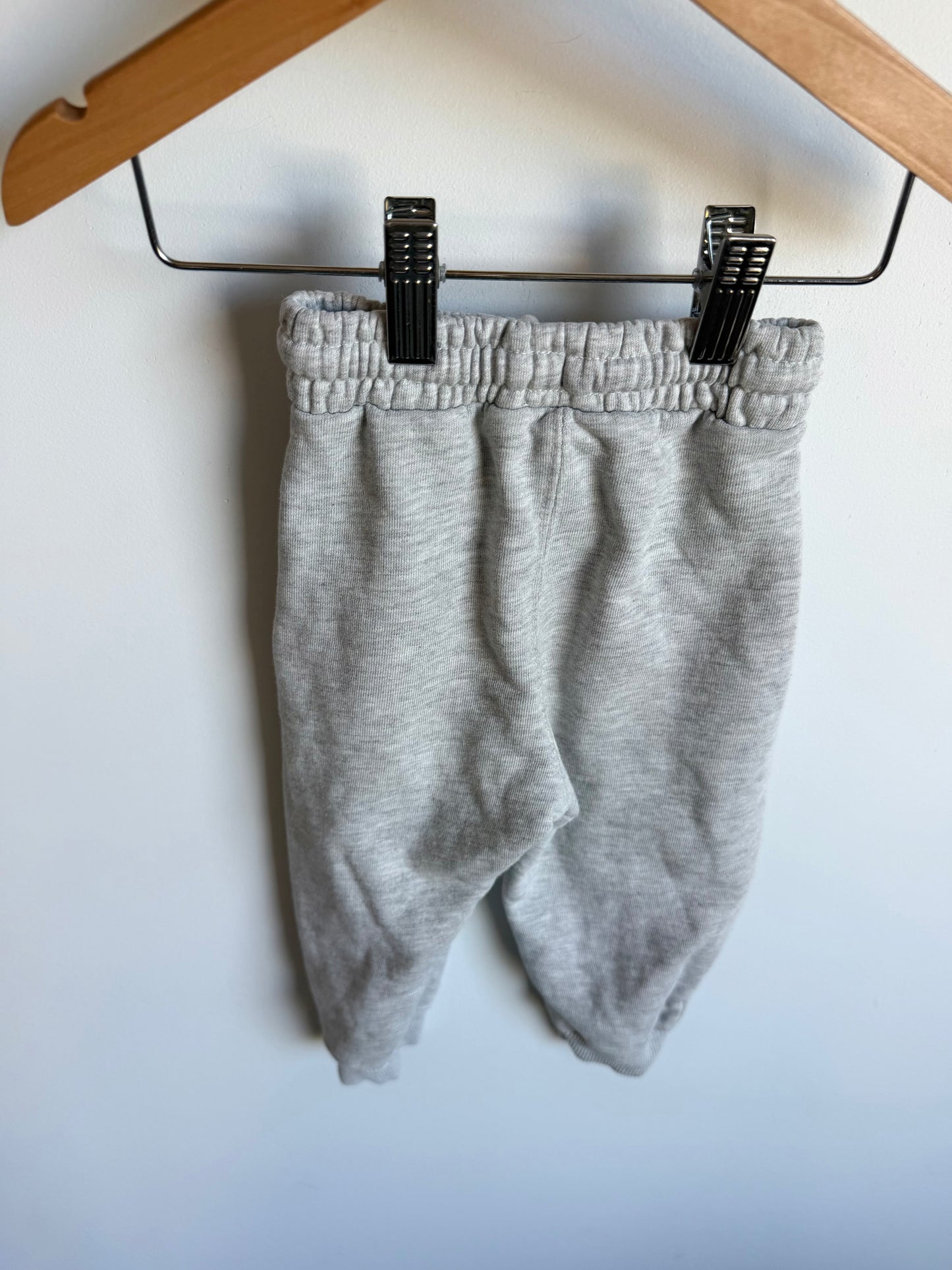 Zara Grey Joggers / 12-18m