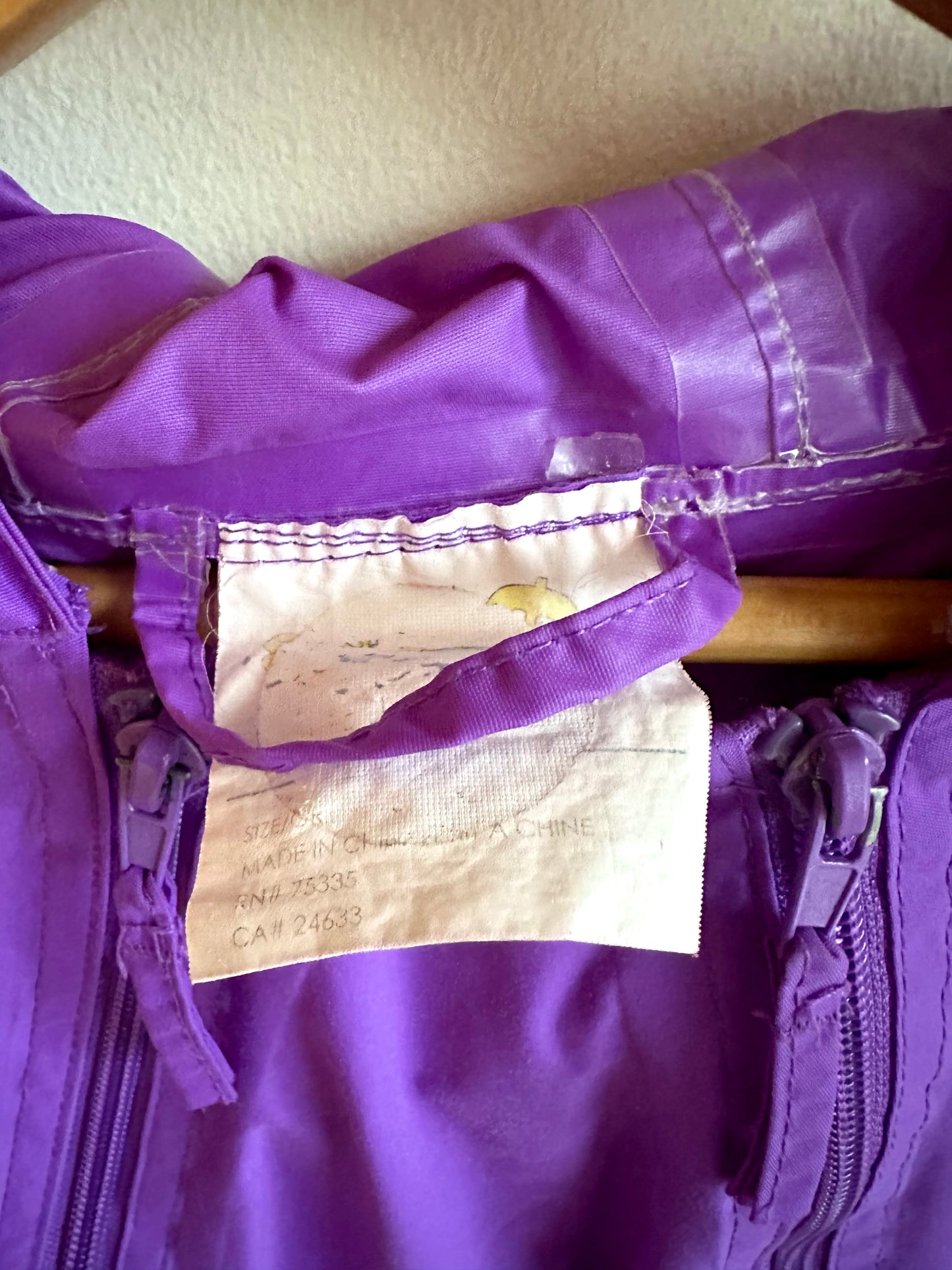 Splashy Purple Rain Suit (PLAY) / 4T?