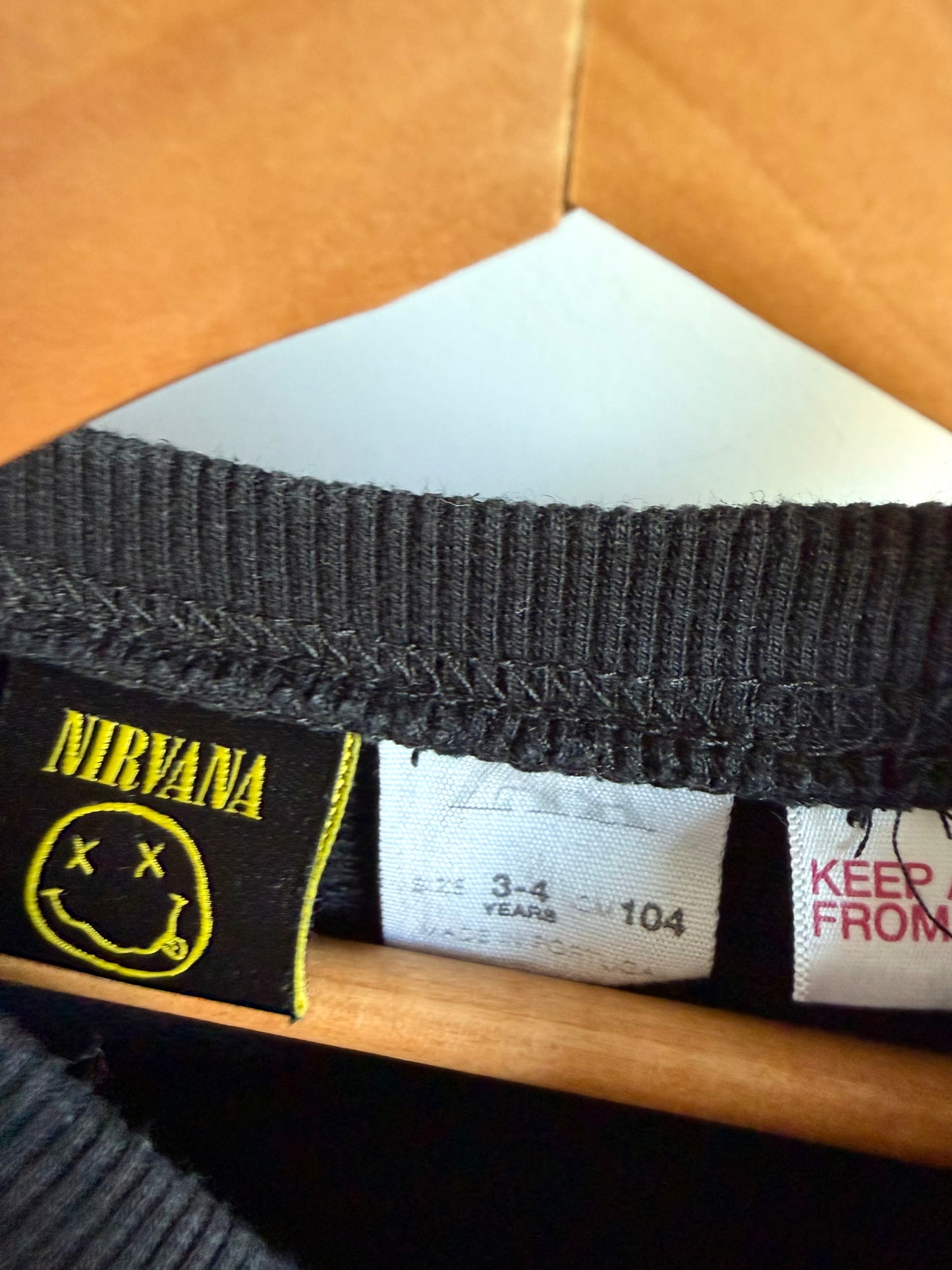 Zara Nirvana Boxy Crewneck + Joggers Set (PLAY) / 2T