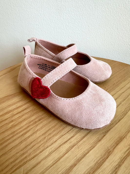 Pink Shoes with Heart / 12-18m