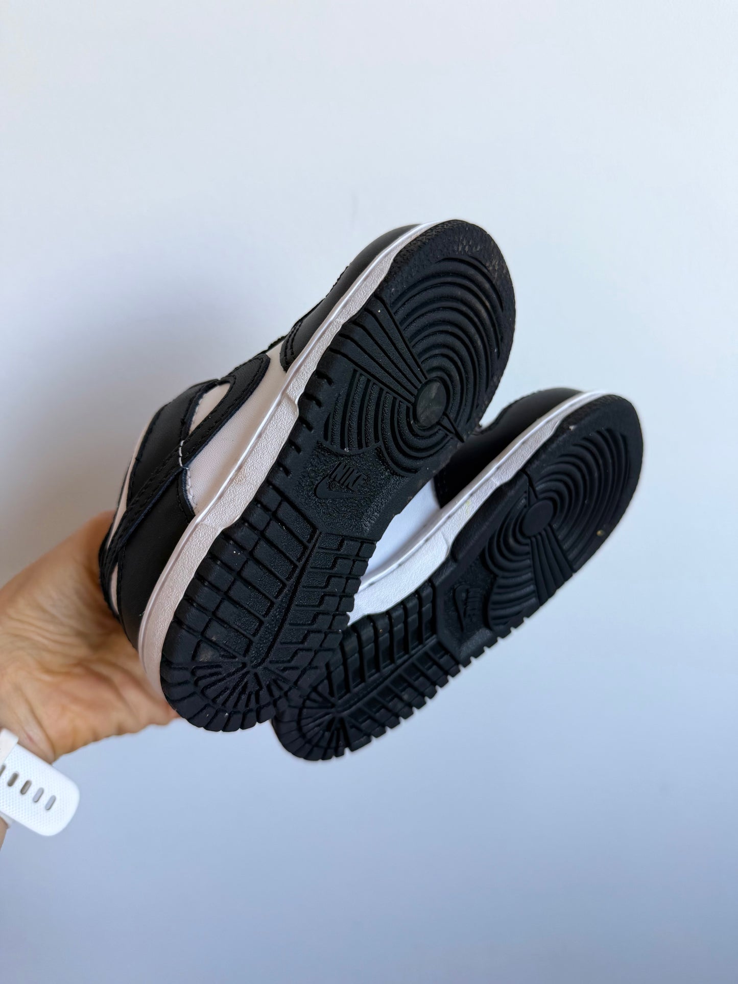 Nike Sneakers / Size 7 Toddler