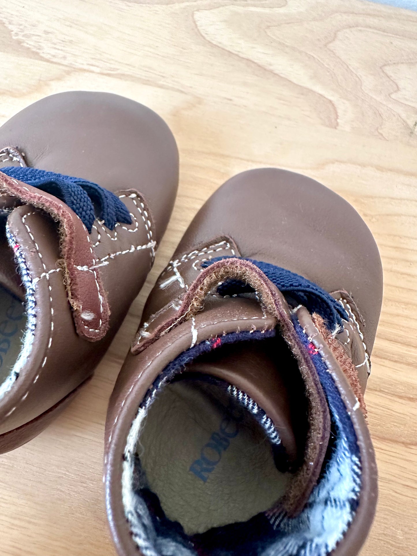 Brown Leather Robeez / 6-9m