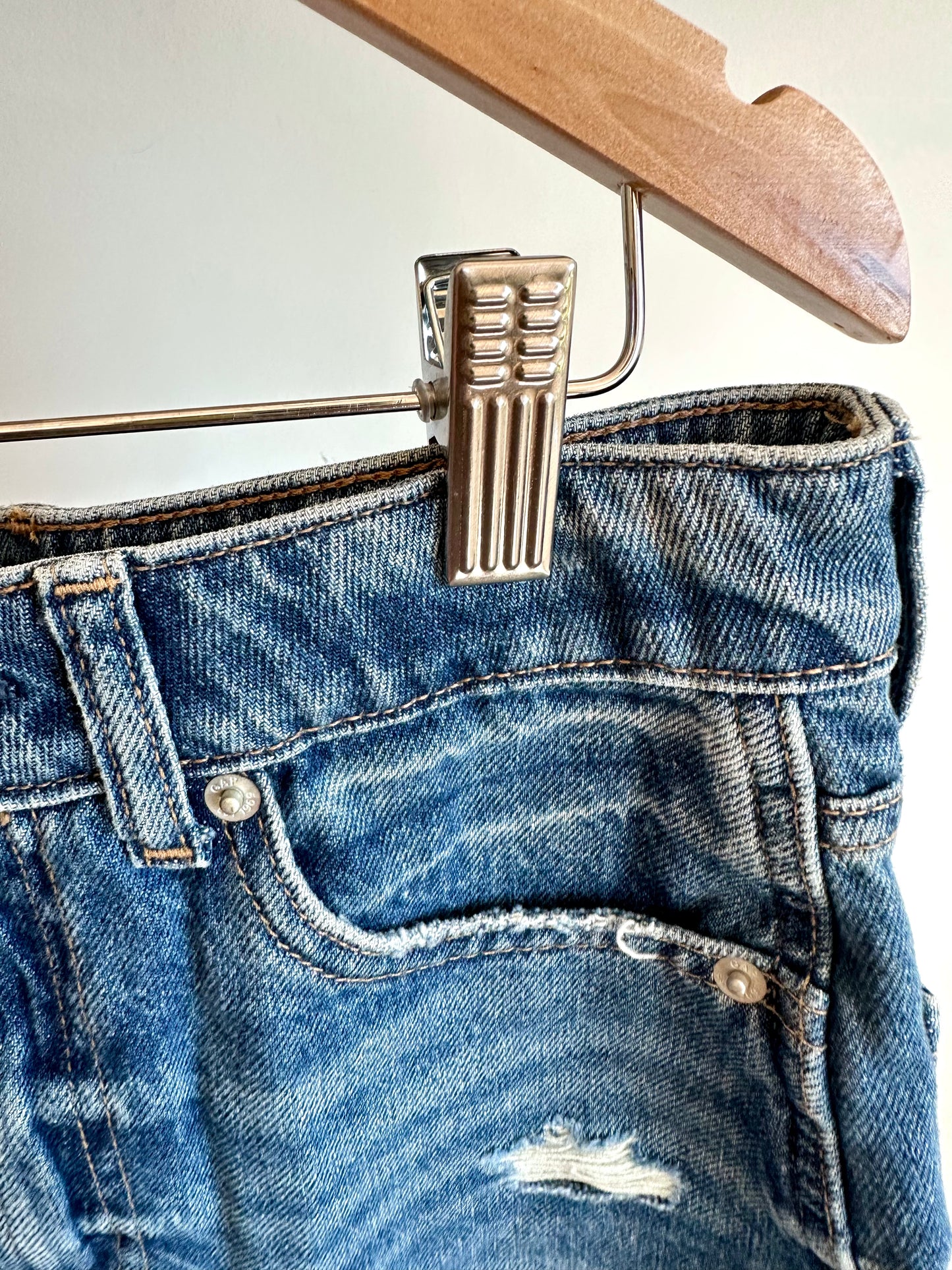 Gap Distressed Denim Skirt / (XL) 12 years