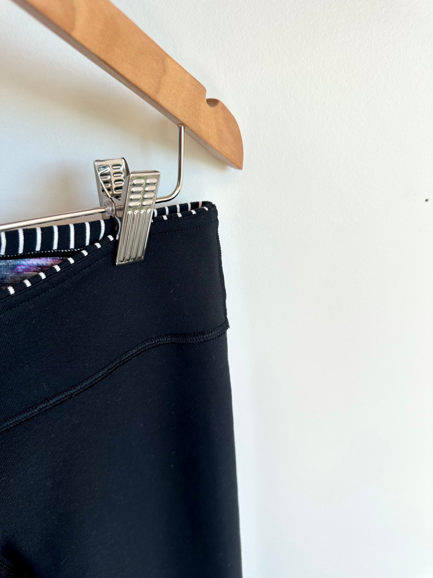 Ivivva by Lululemon Black Leggings / 12 years