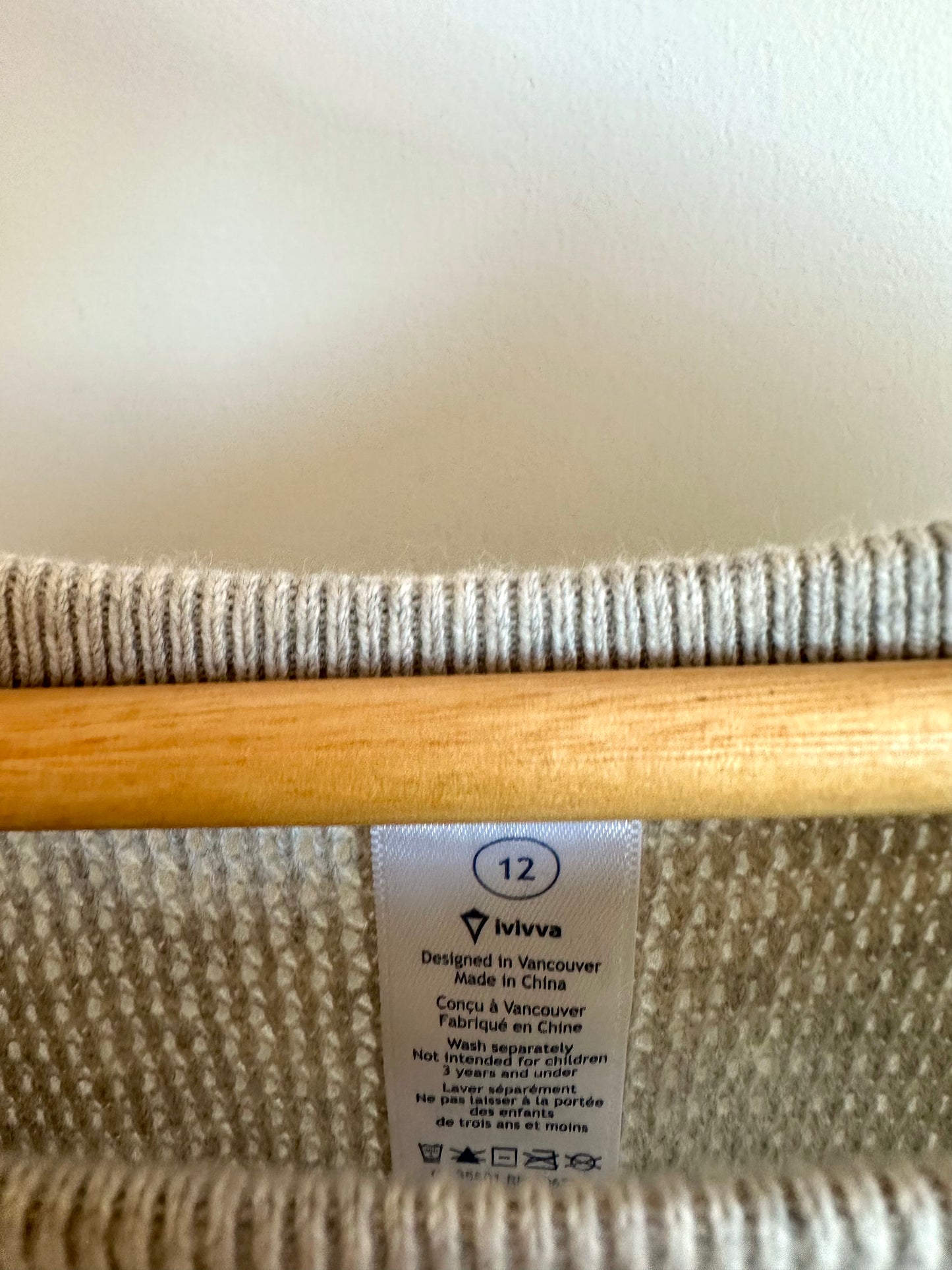 Ivivva by Lululemon Grey Long Sleeve (With Tags) / 12 years