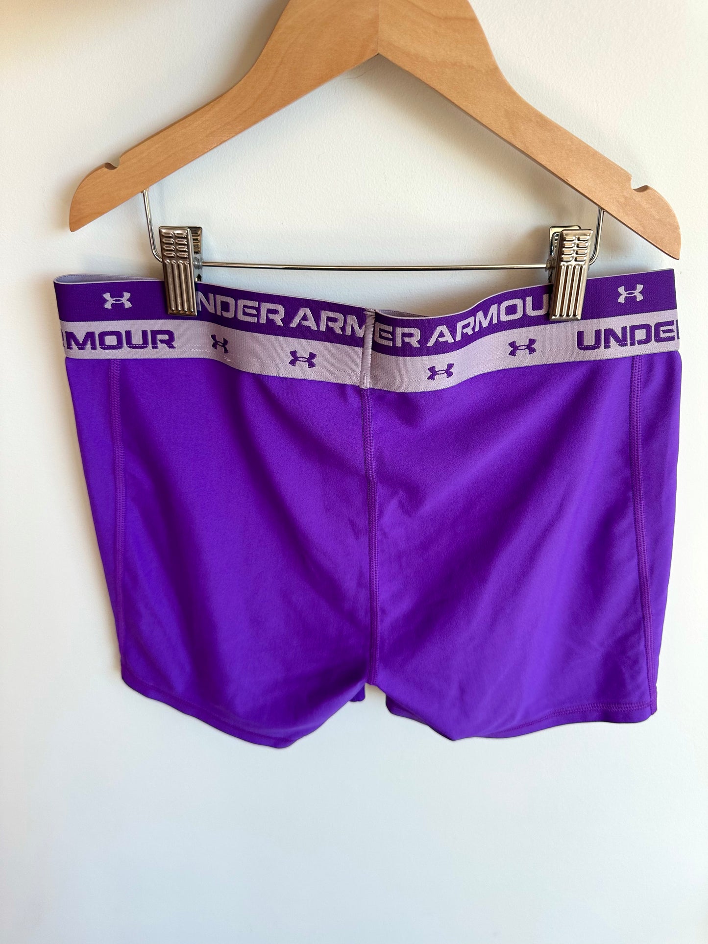Under Armour Purple Active Shorts / (YLG) 14-16 years