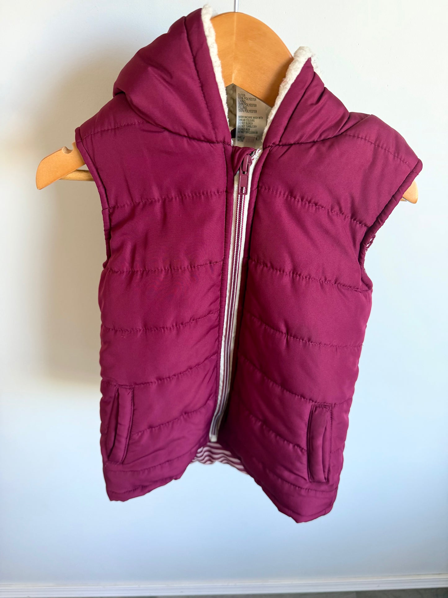Burgundy Hood Vest / 7 years