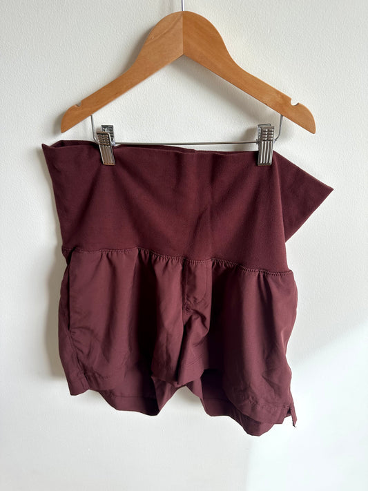 Plum Maternity Shorts / M