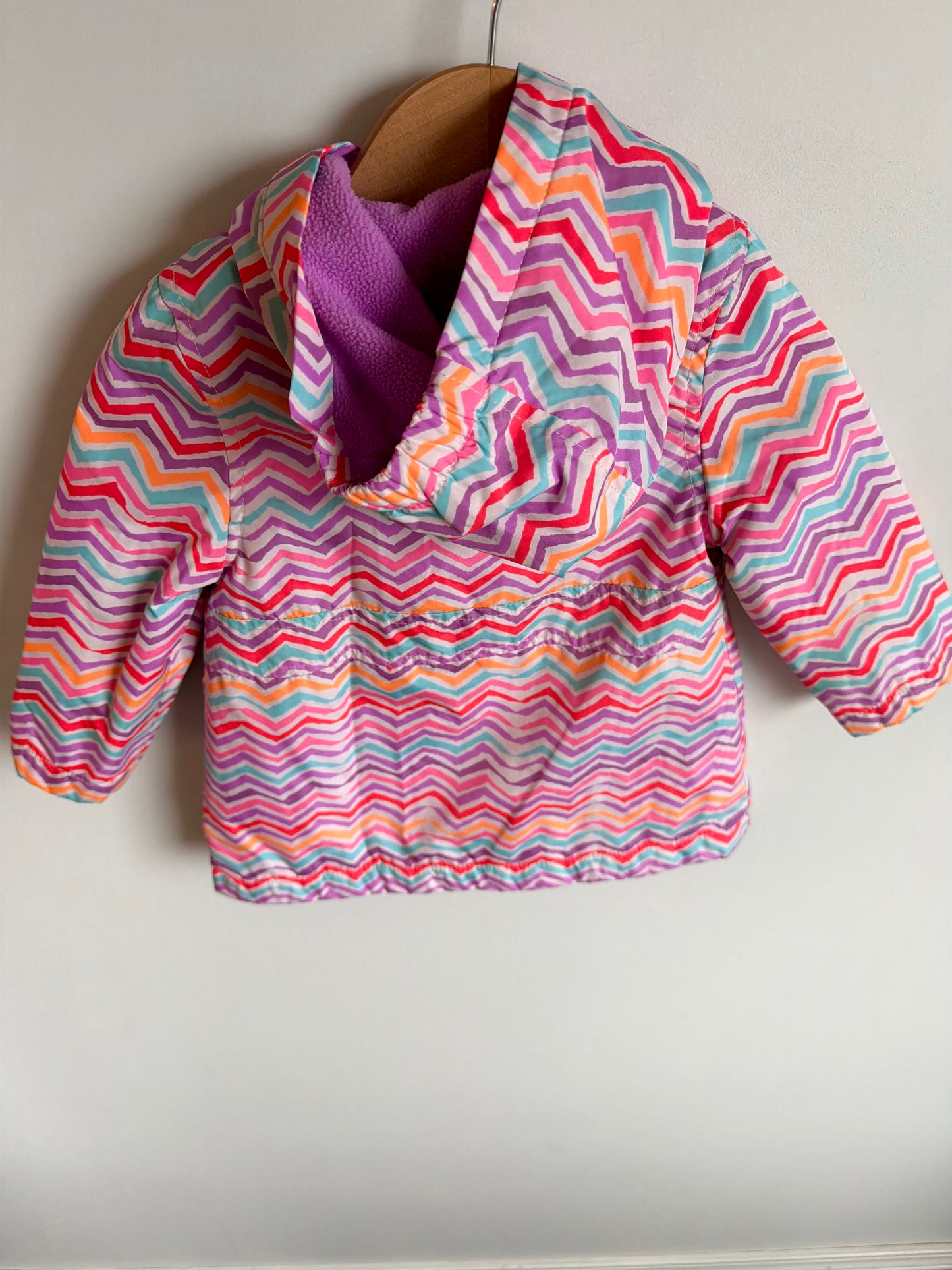 Colored Hood Chevron Jacket / 18m