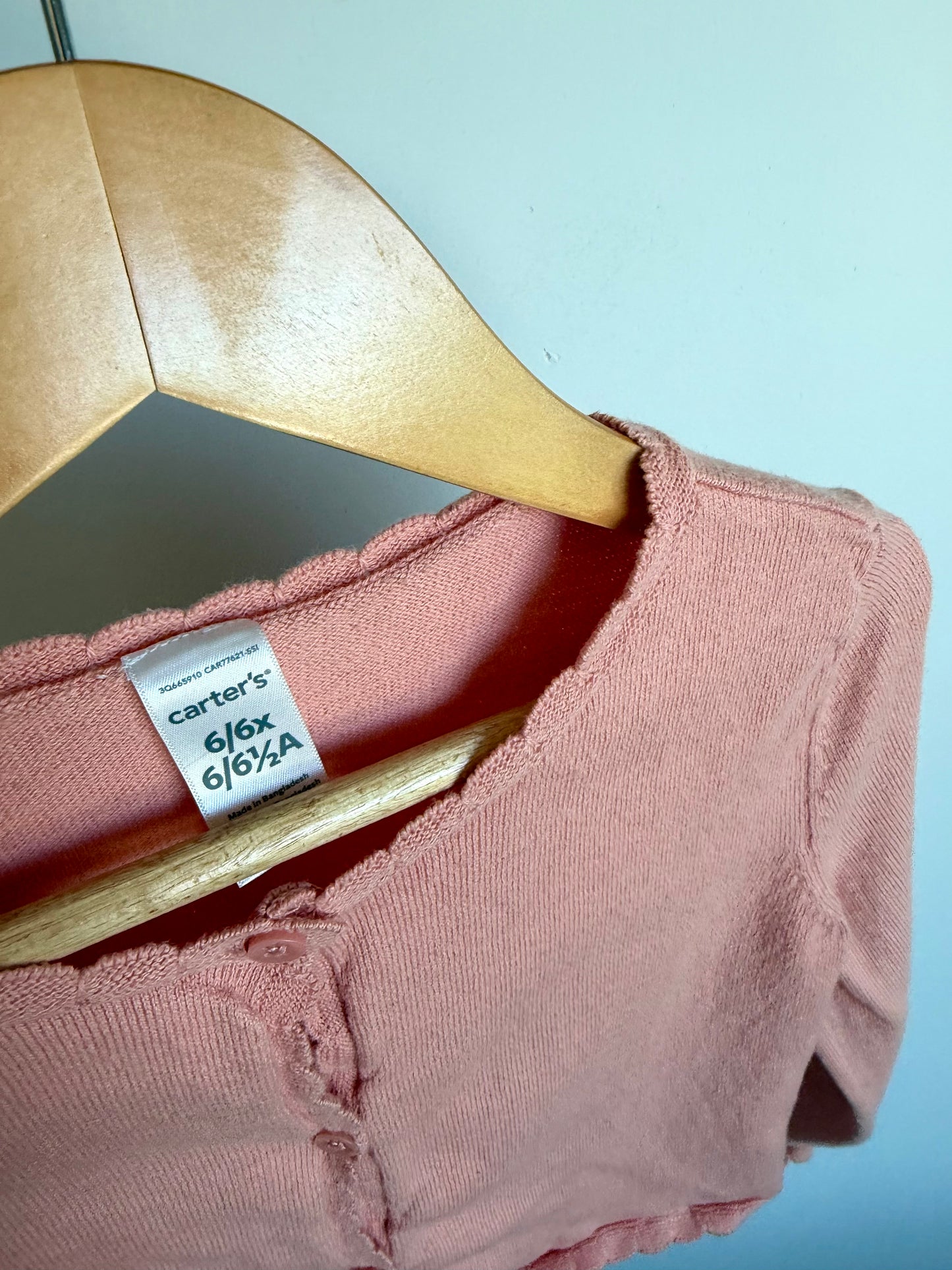 Coral Scalloped Hem Cardigan / 5 years