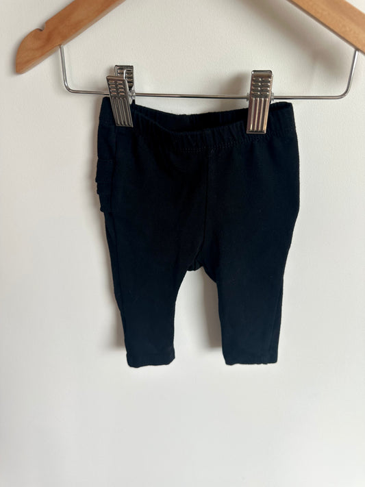 Black Ruffle Pants / 3-6m