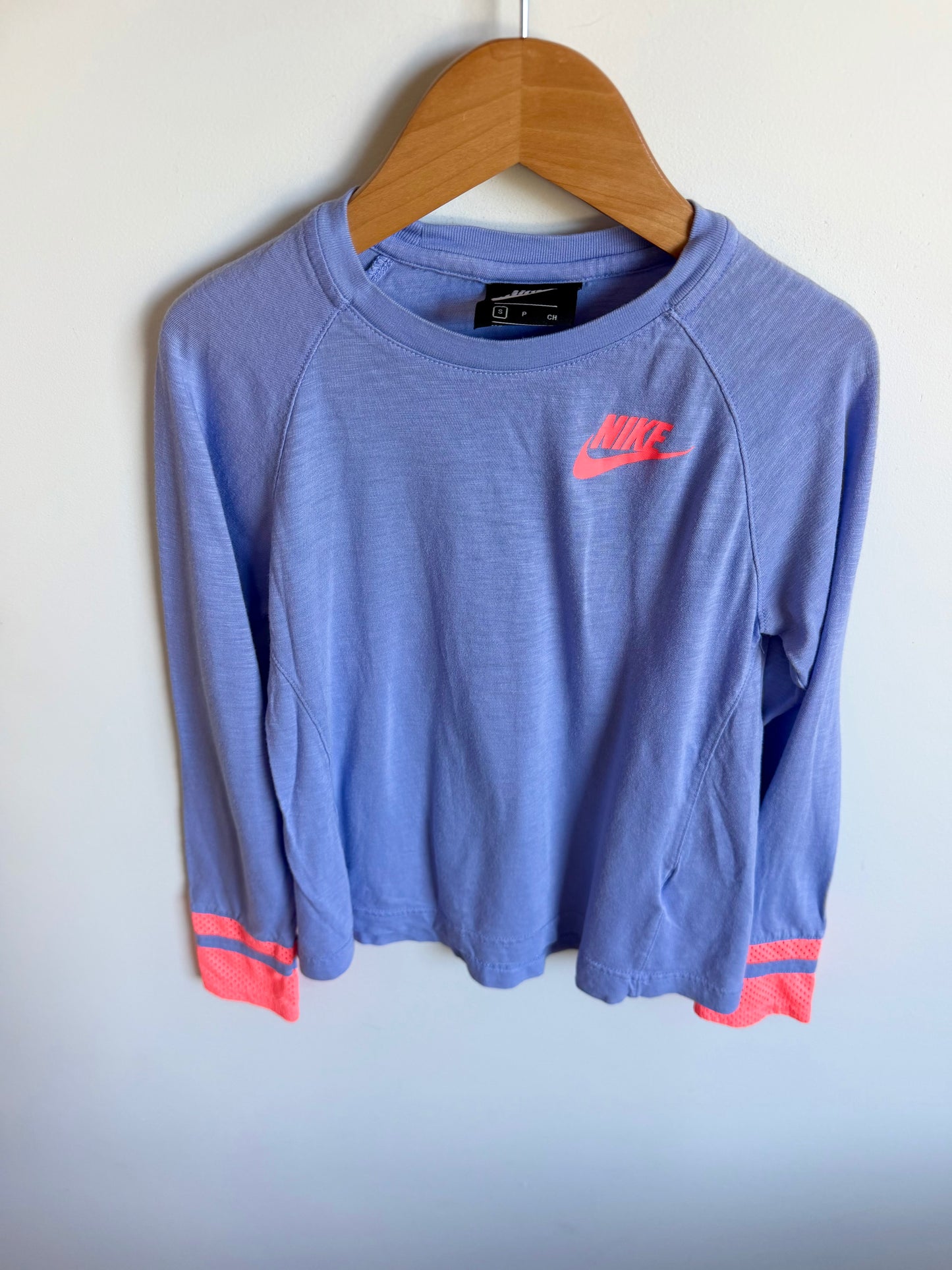 Nike Purple Long Sleeve Top / 7 years?