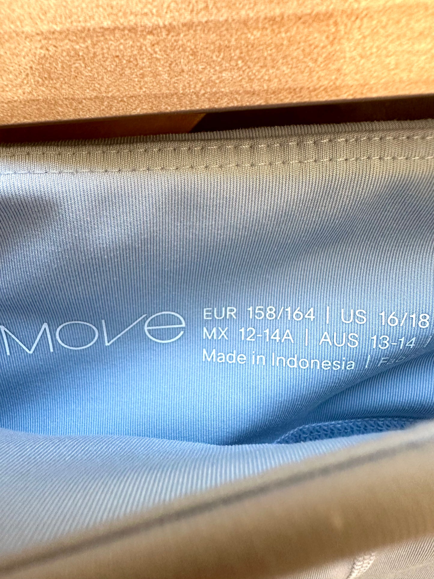 H&M Periwinkle Move Shorts / 12-14 years