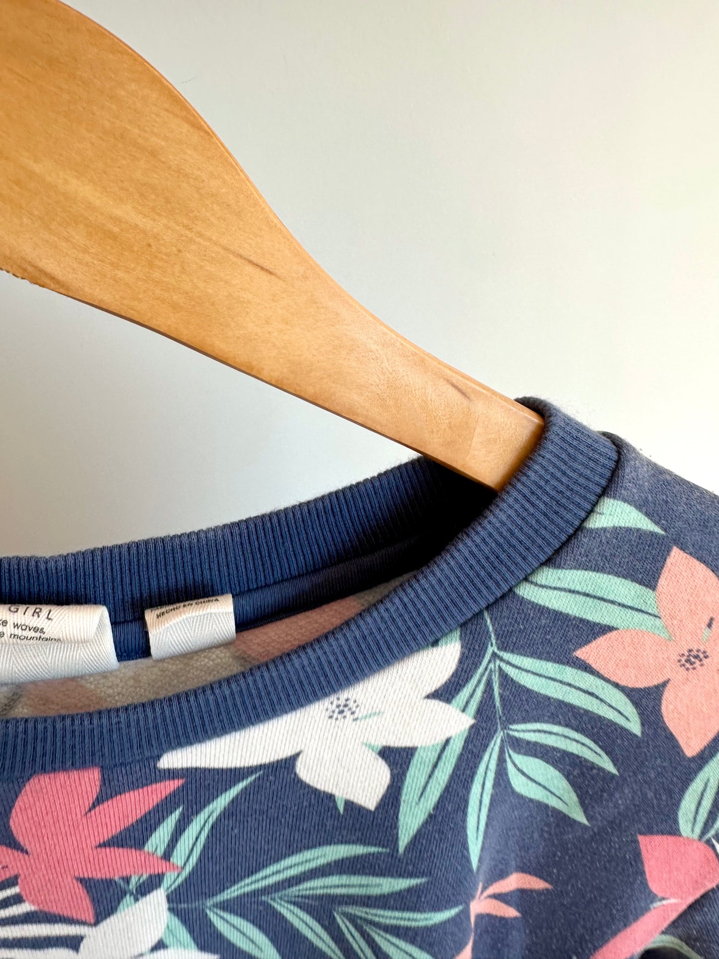 Roxy Floral Sweater / (XL) 14 years