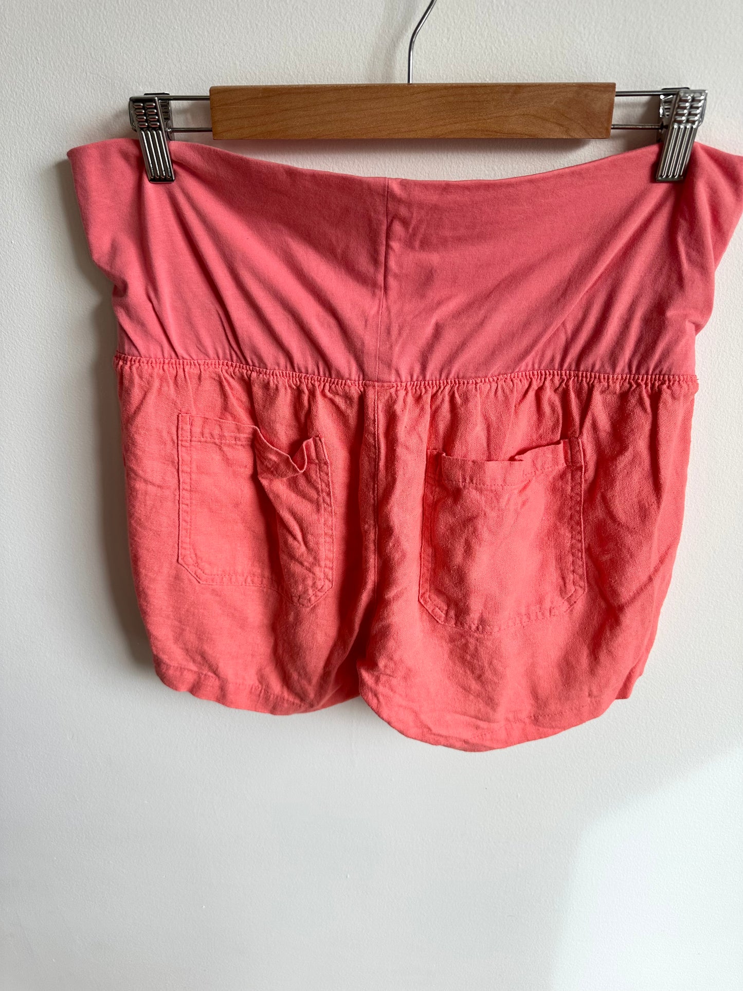 Peach Maternity Shorts / S