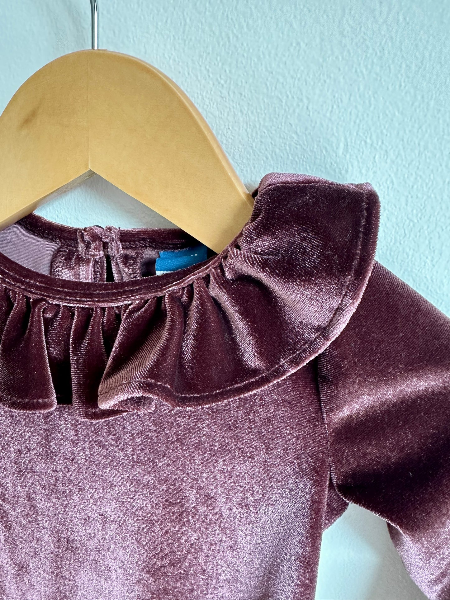 Plum Velvet Bodysuit / 6-12m