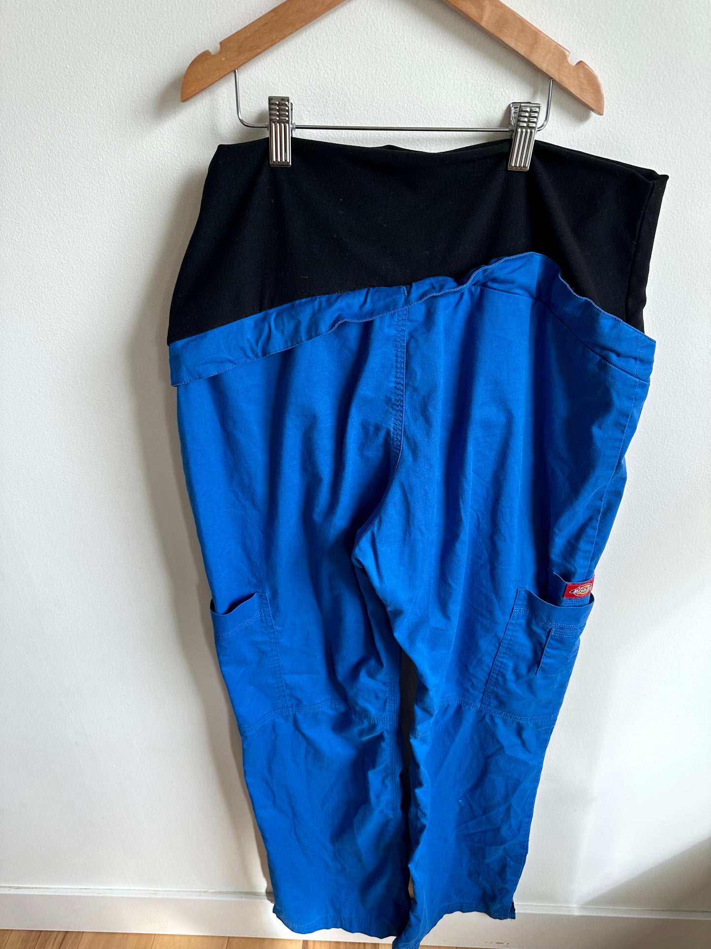 Dickies Blue Maternity Pants / M