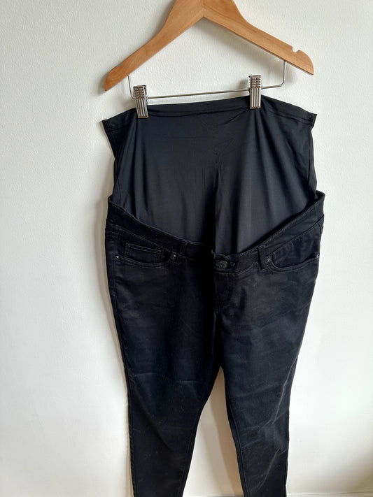 Thyme Black Stretch Maternity Jeans / M