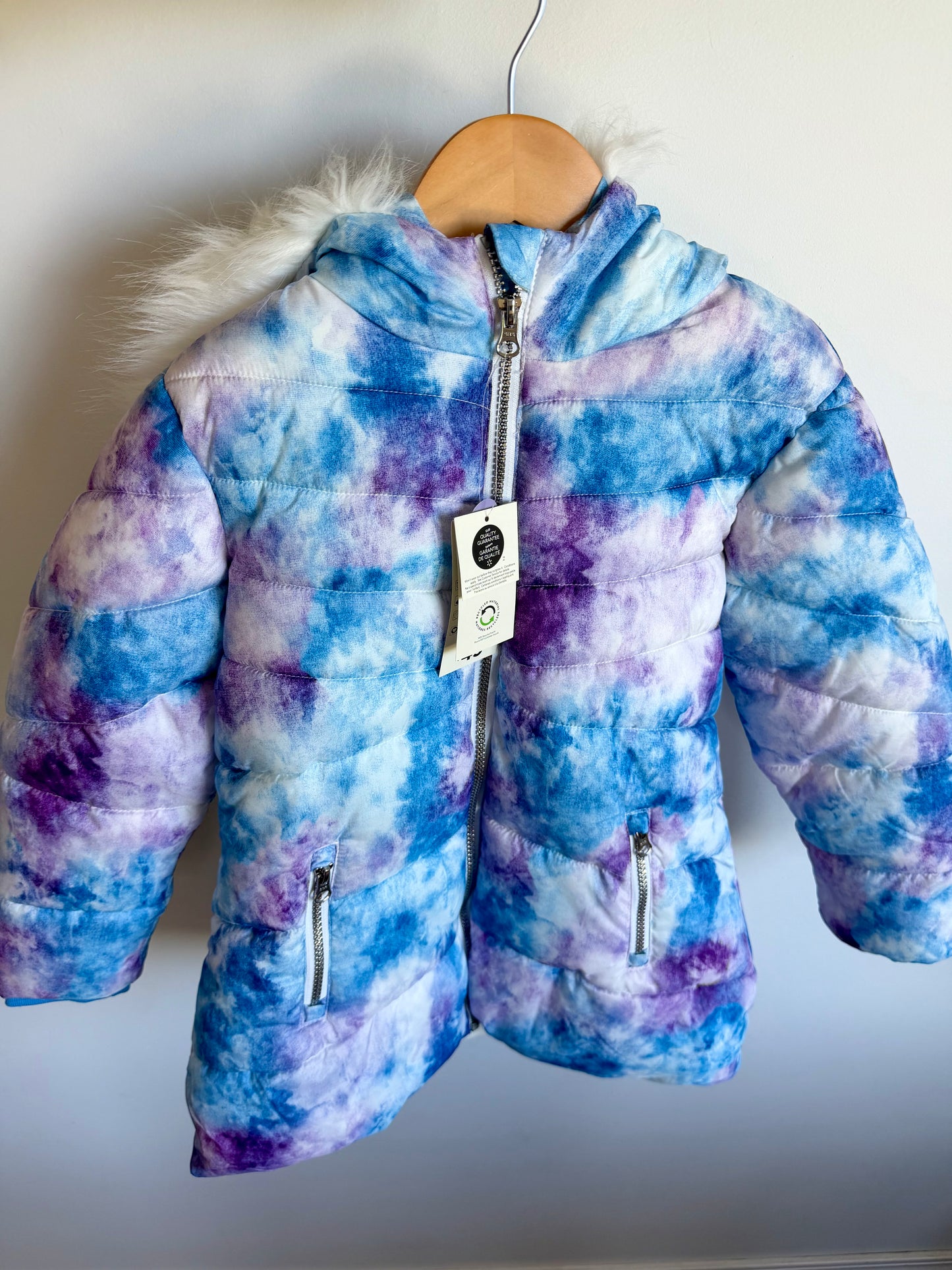 Puffy Tie Dye Hood Jacket (With tags)  / 6 years (No Shipping)