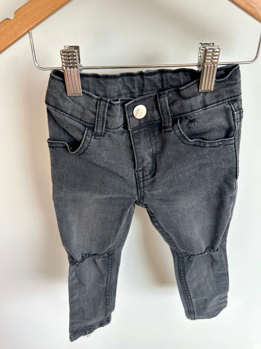 Black Hand Distressed in Vancouver Jeans / 2T