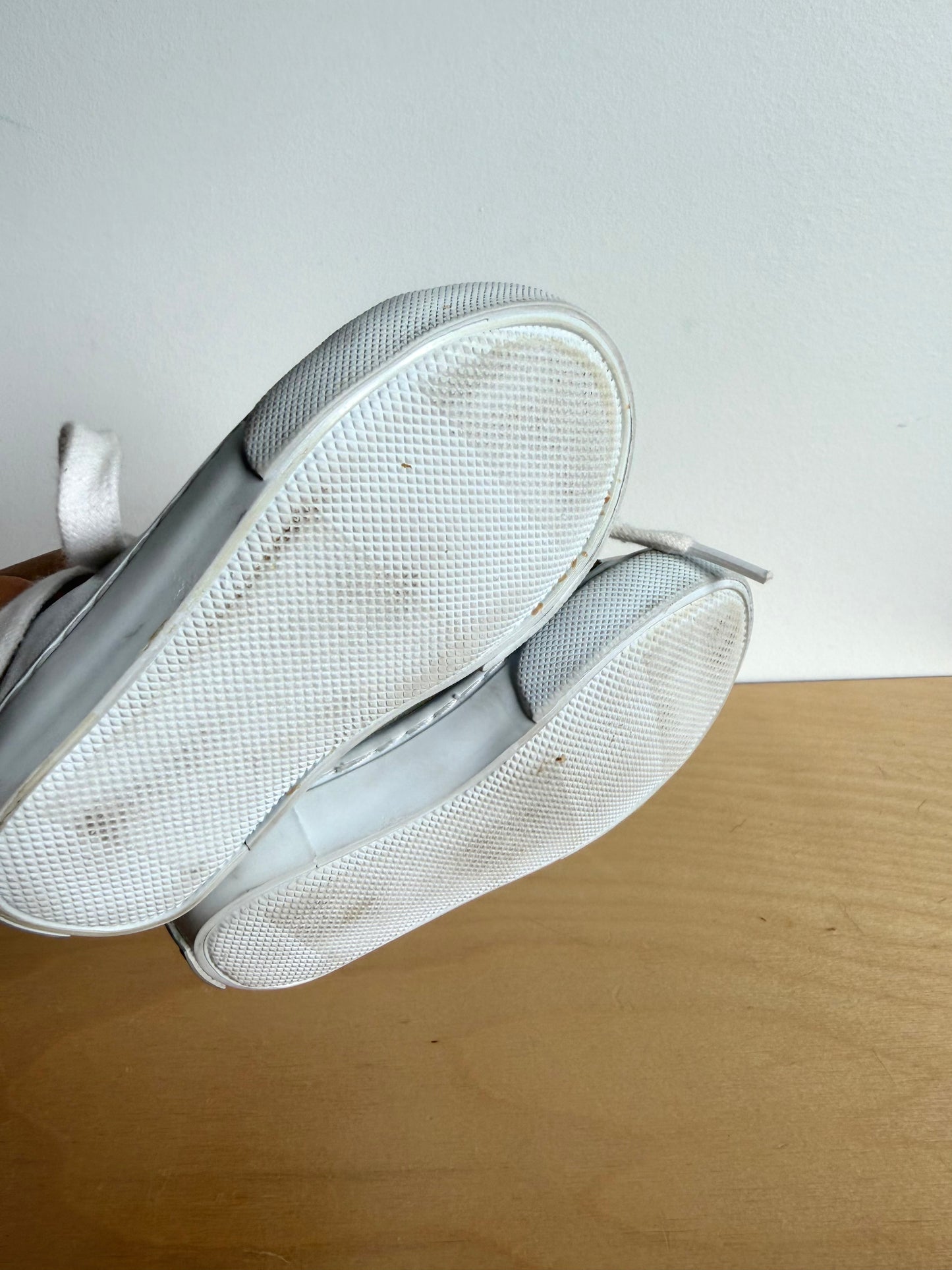 Silver Laces Shoes / Size 4 Toddler