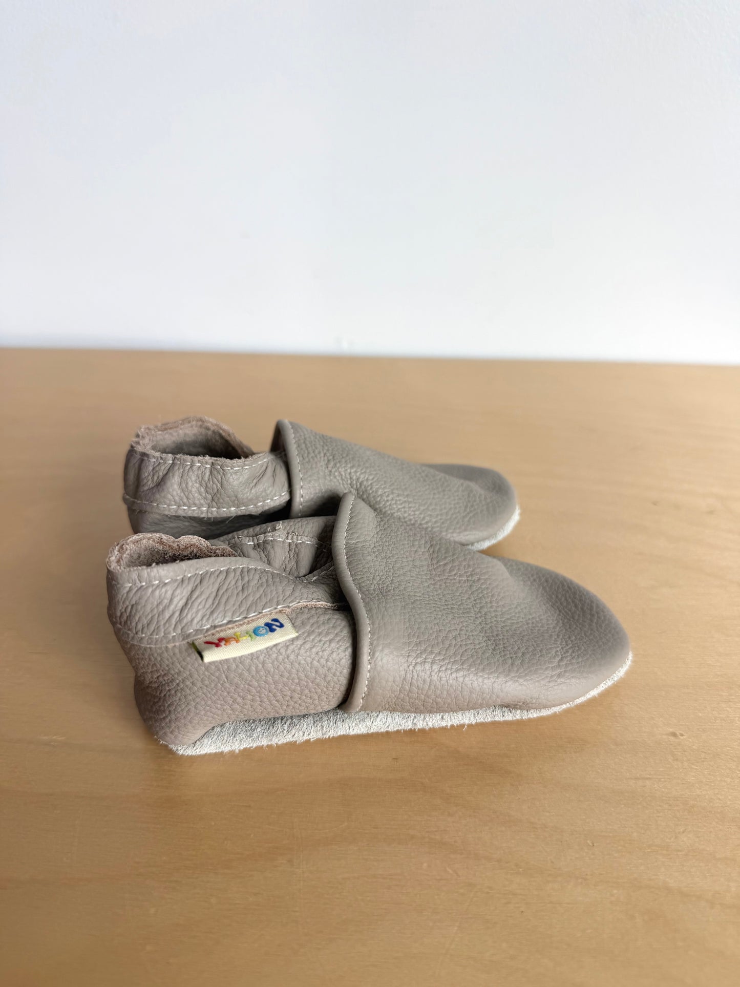 Yalion Taupe Soft Sole Shoes / 12-18m