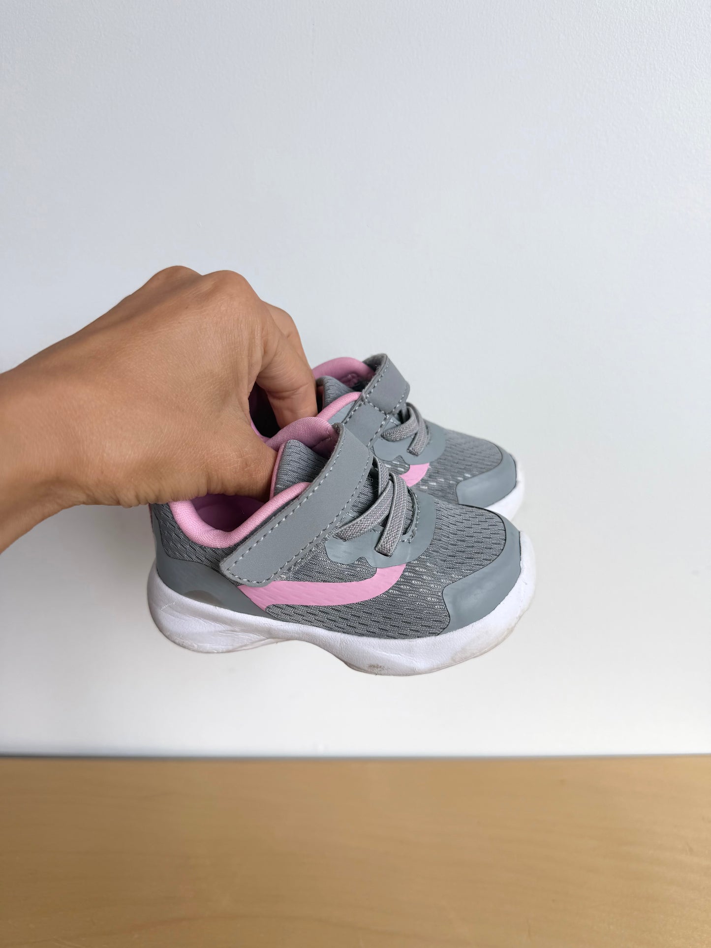 Grey with Pink Detail Velcro Shoes / Size 4 Toddler