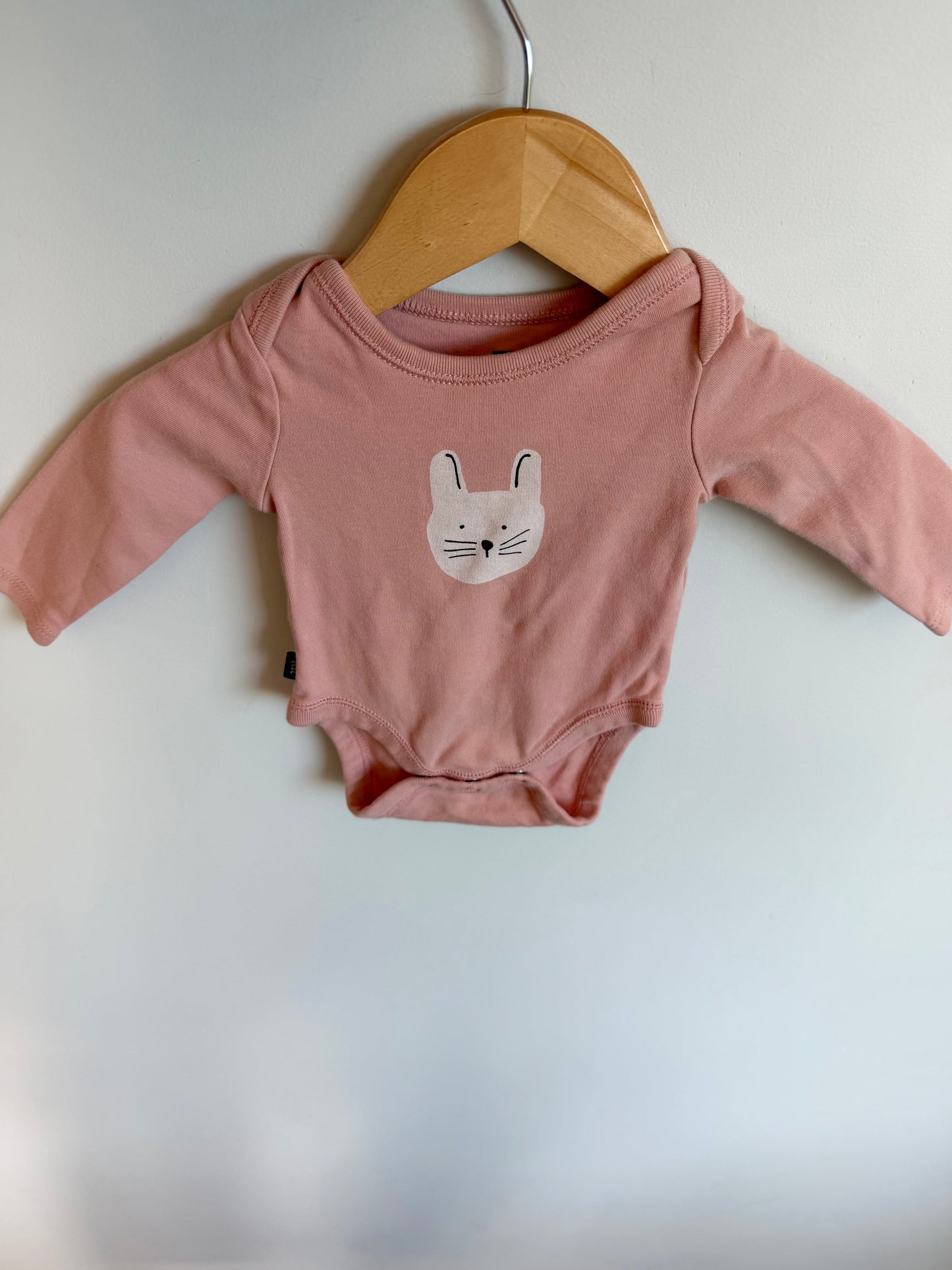 Tea Collection Bunny Bodysuit / 0-3m