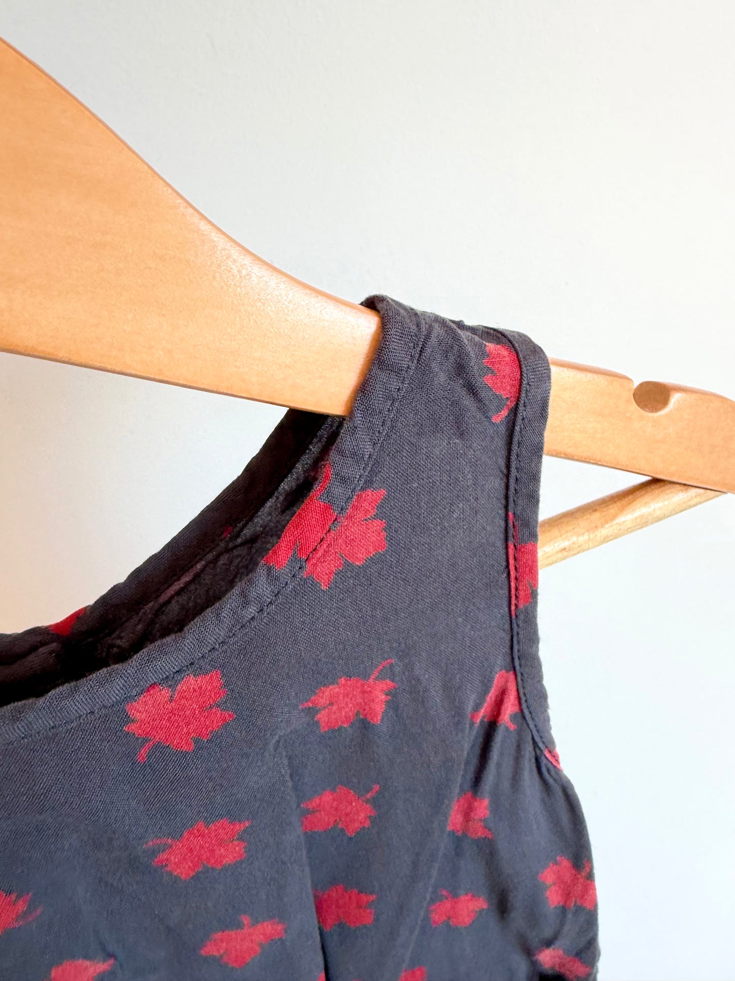 Canada Flag Knotted Top / 12-18m