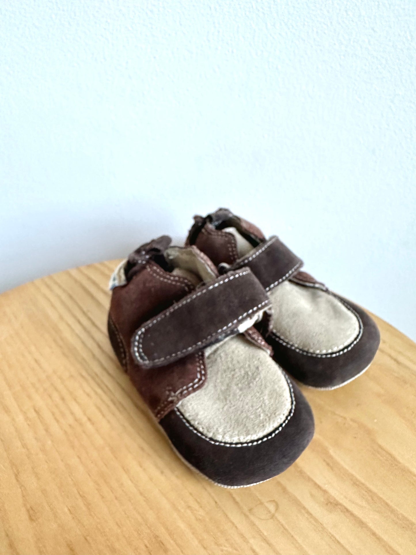 Brown Leather Shoes / 6-12m