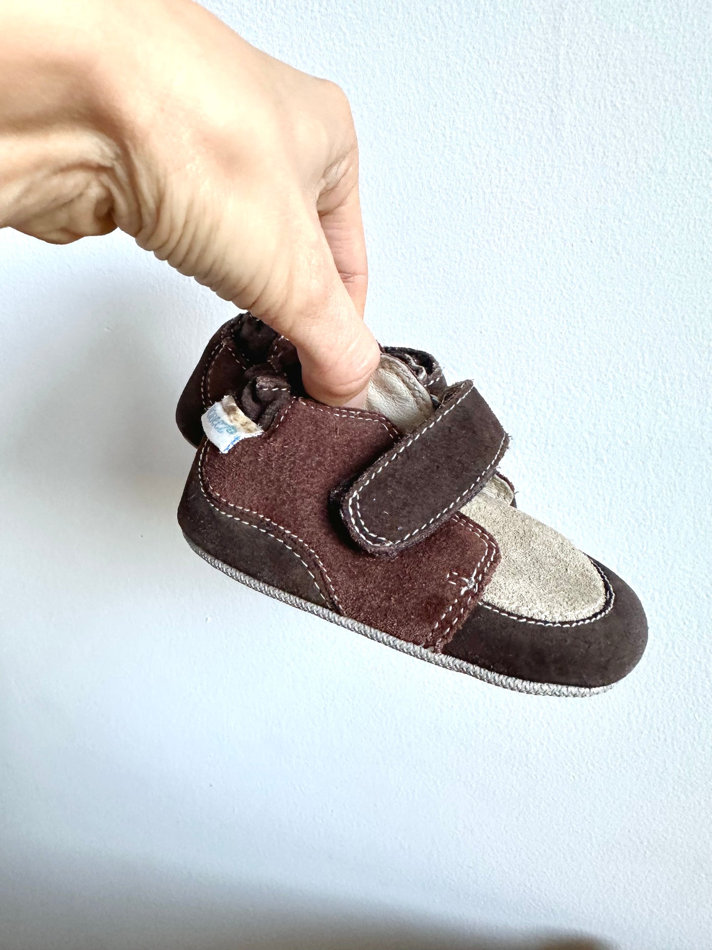 Brown Leather Shoes / 6-12m