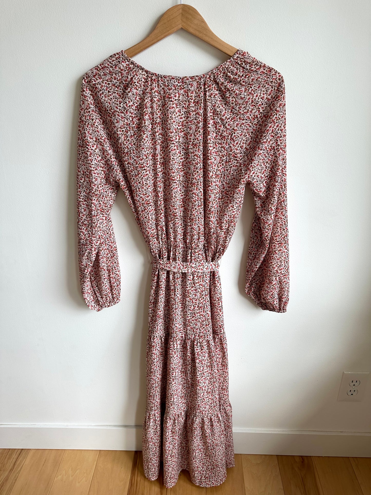 Floral Long Sleeve Button Up Dress / Small