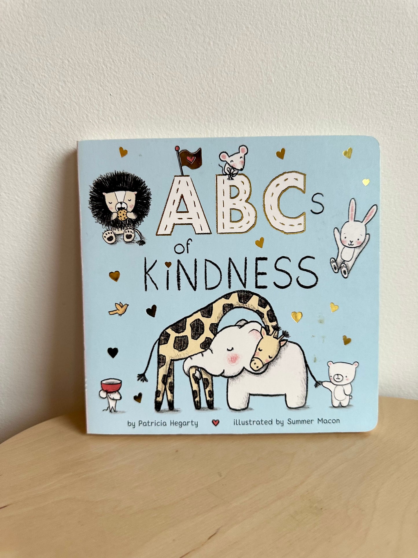 ABCs of Kindness Board Book (No Shipping) / 0-3 years