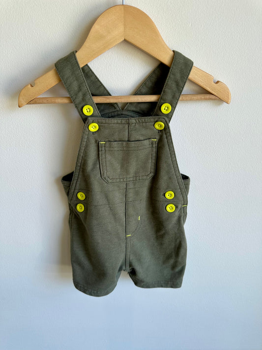 Green Overall Shorts with Yellow Buttons / 6-12m