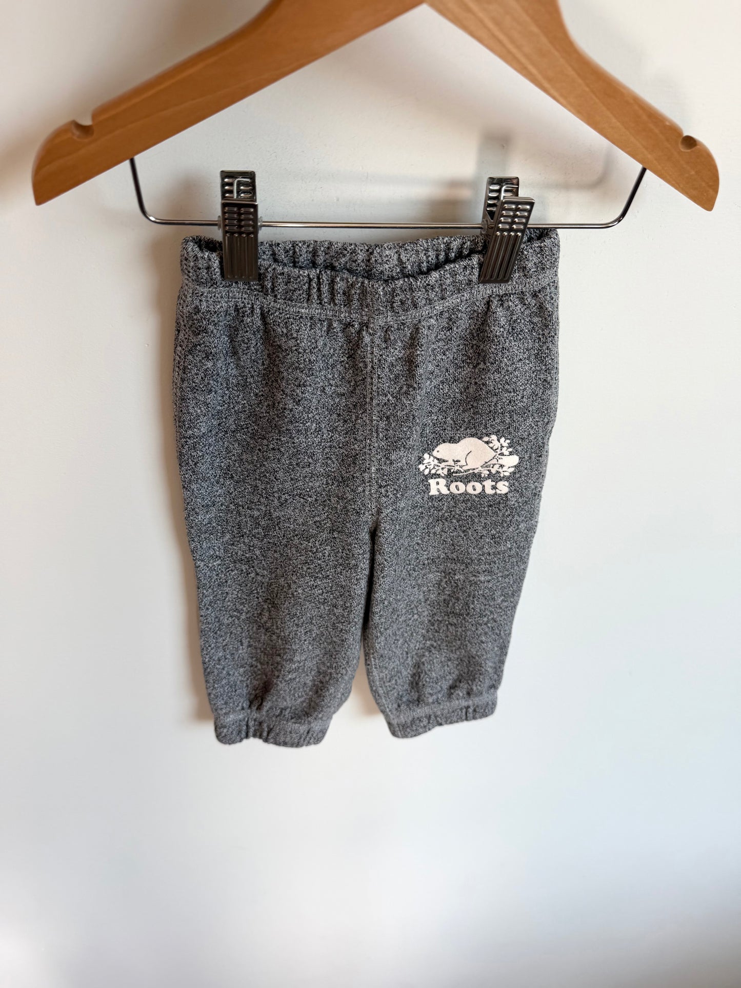 Roots Grey Joggers / 6-12m