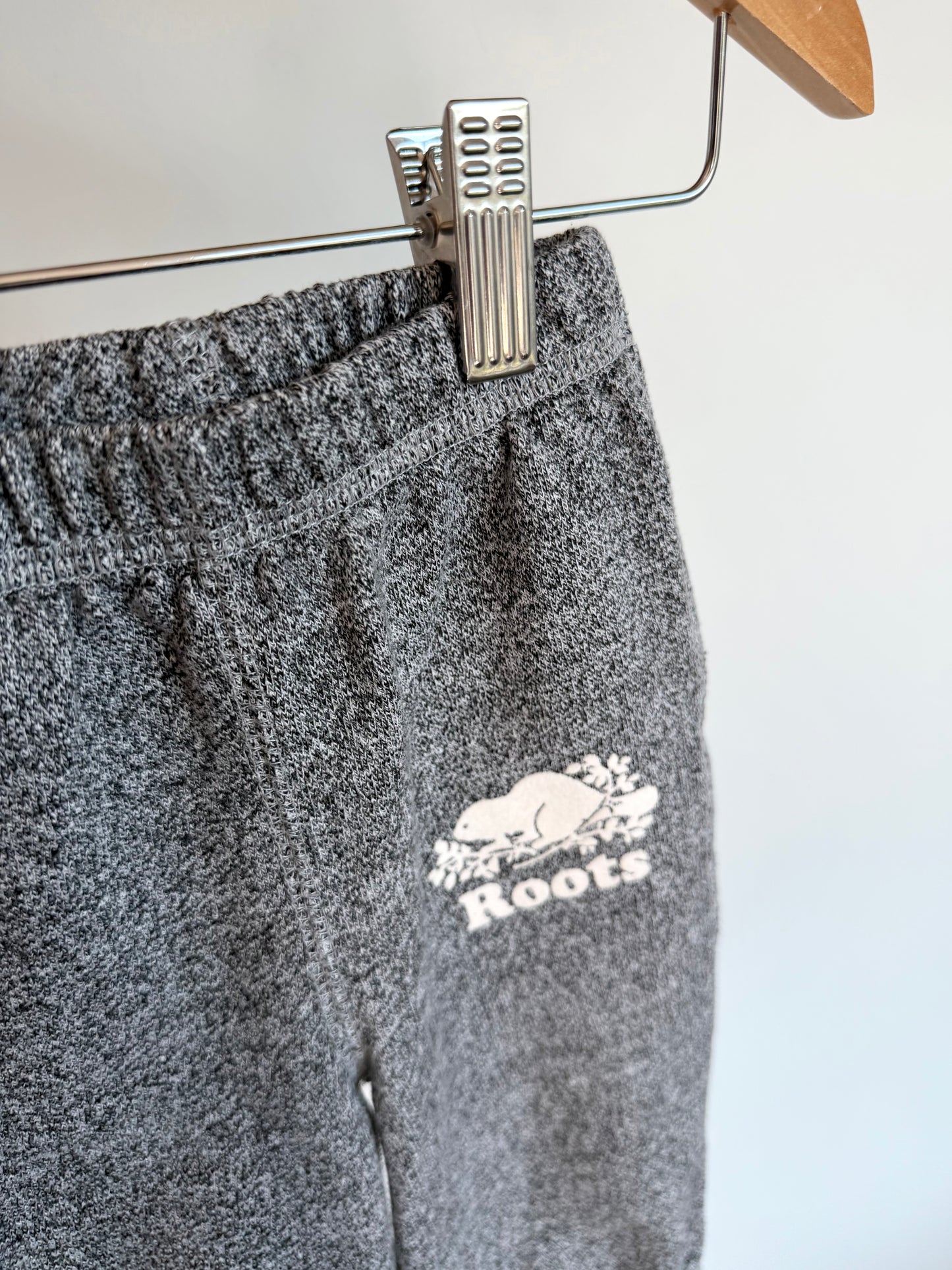 Roots Grey Joggers / 6-12m