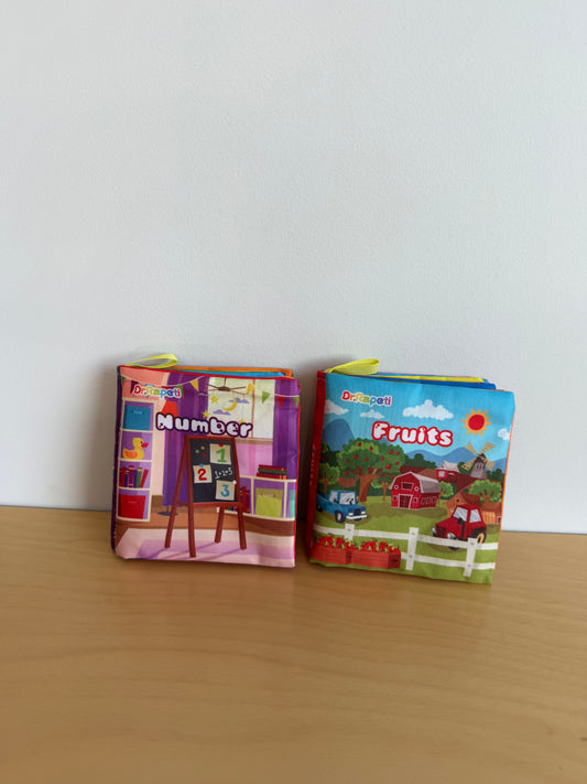 Numbers + Fruits Squeaky Book / 0-1 years