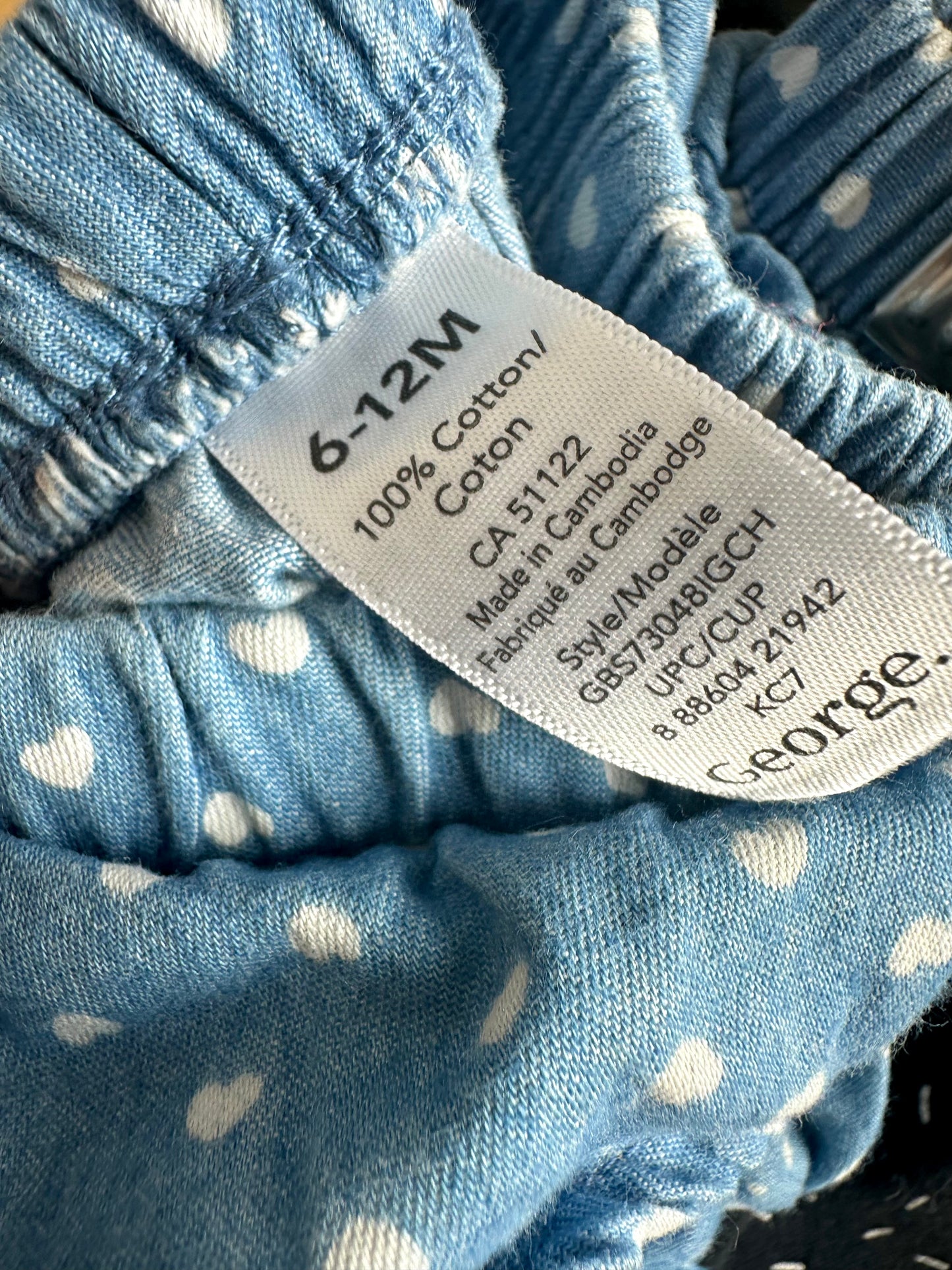 Chambray Heart Ruffle Shorts / 6-12m