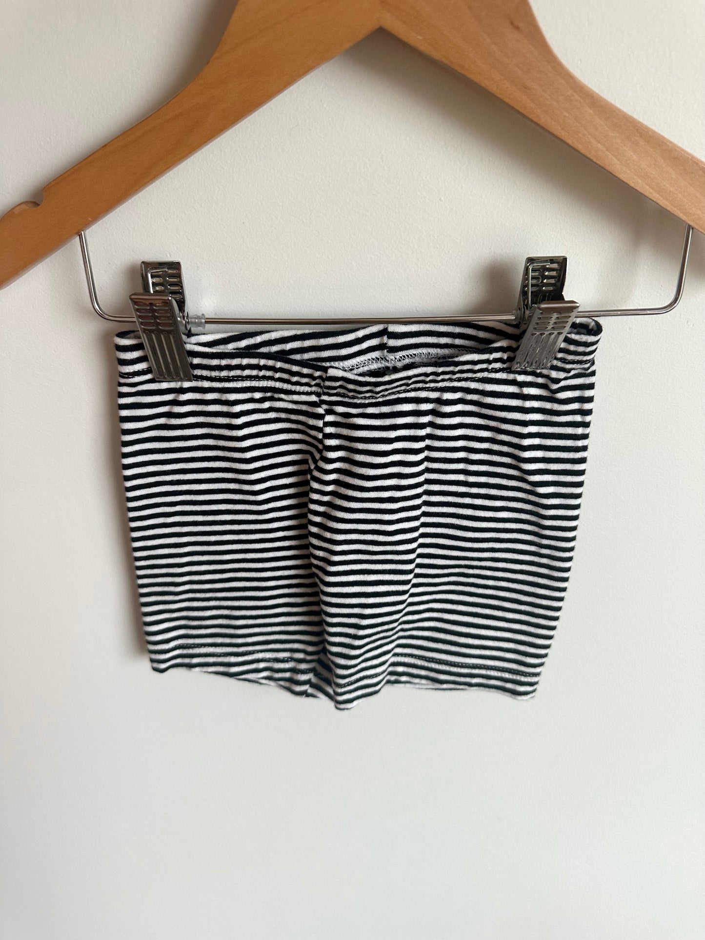 Black + White Striped Shorts / 3T