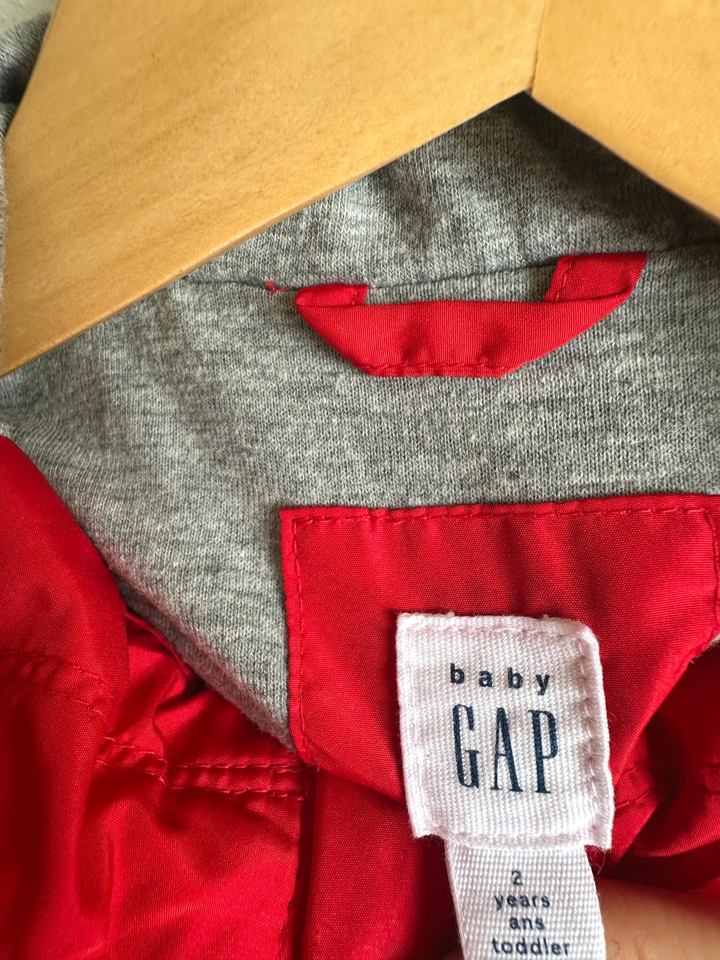 Gap Red Wind Jacket / 2T