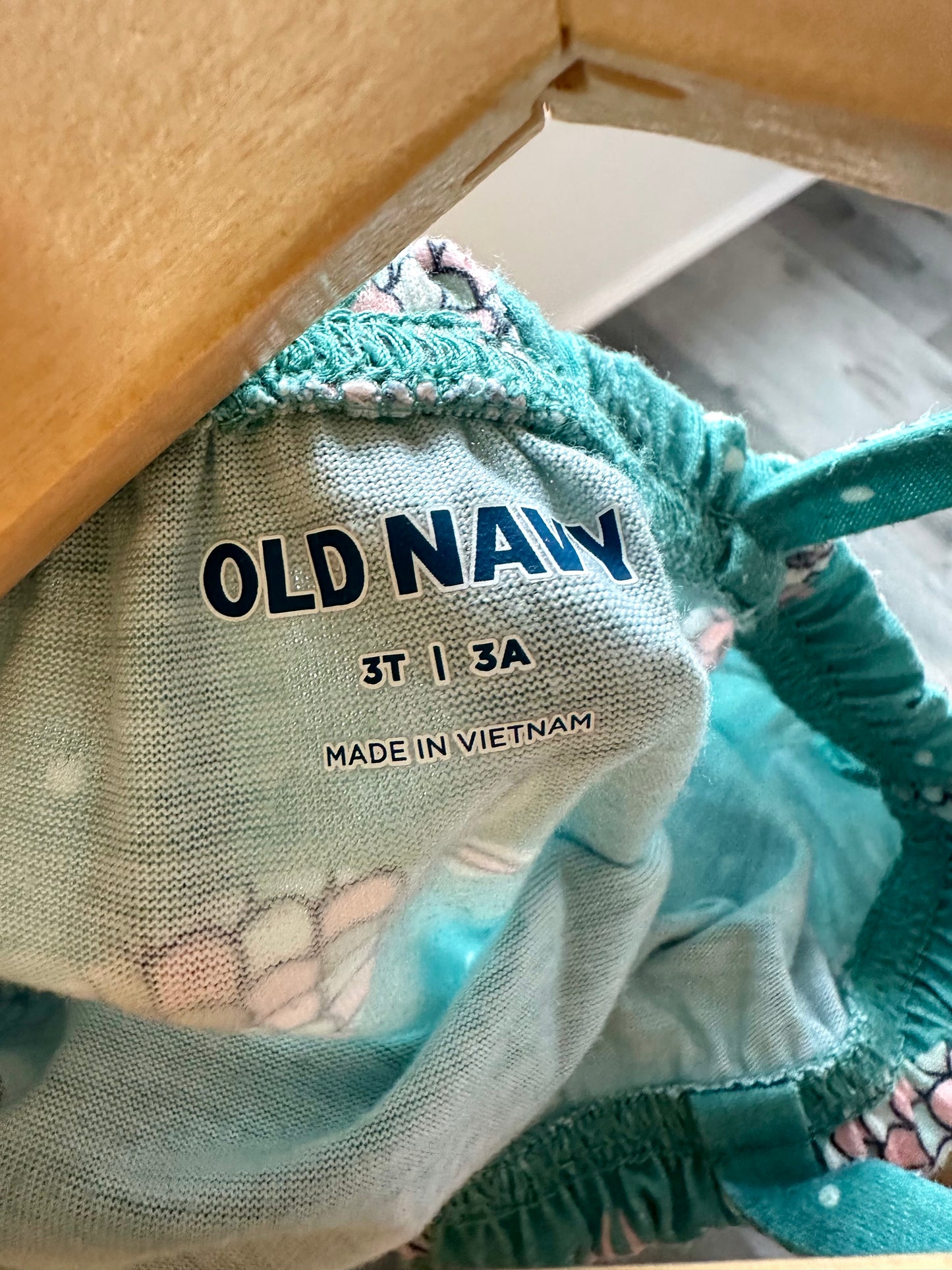 Sea Otter Dress / 3T