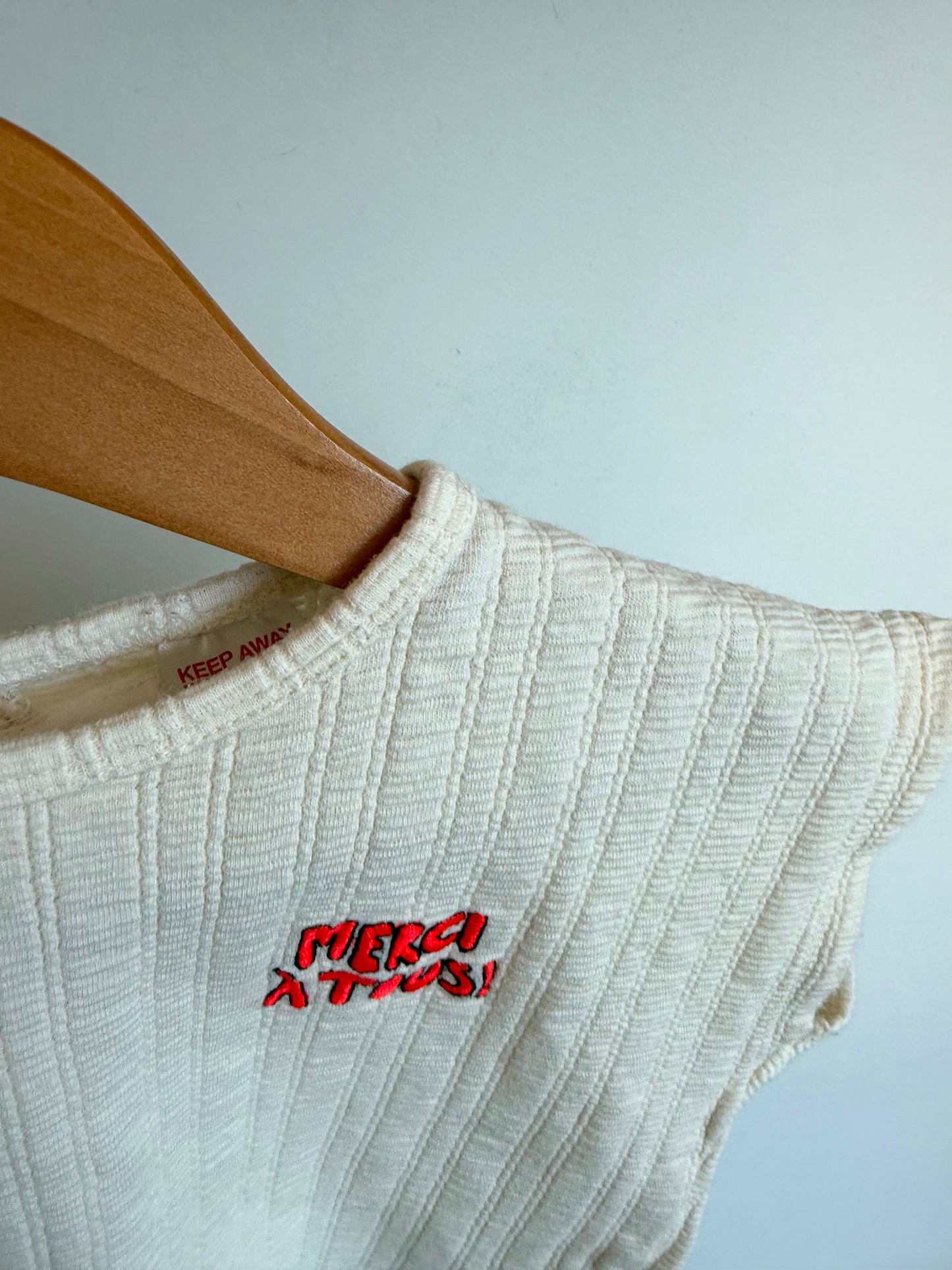 Zara Merci à tous Cropped RibT-shirt / 3T