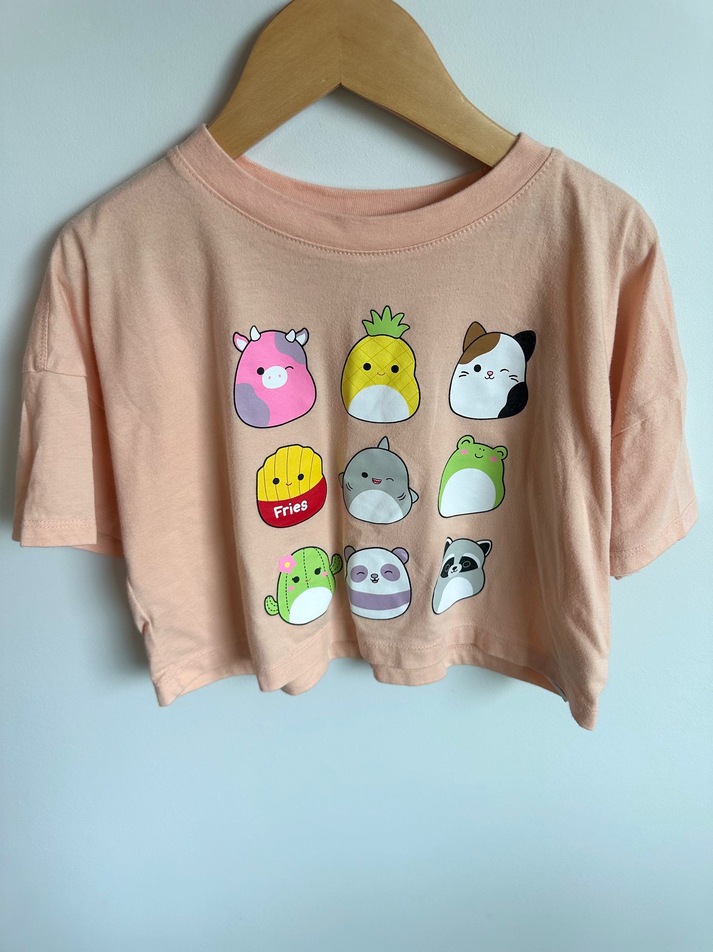 Cute Character T-Shirt / 6 years