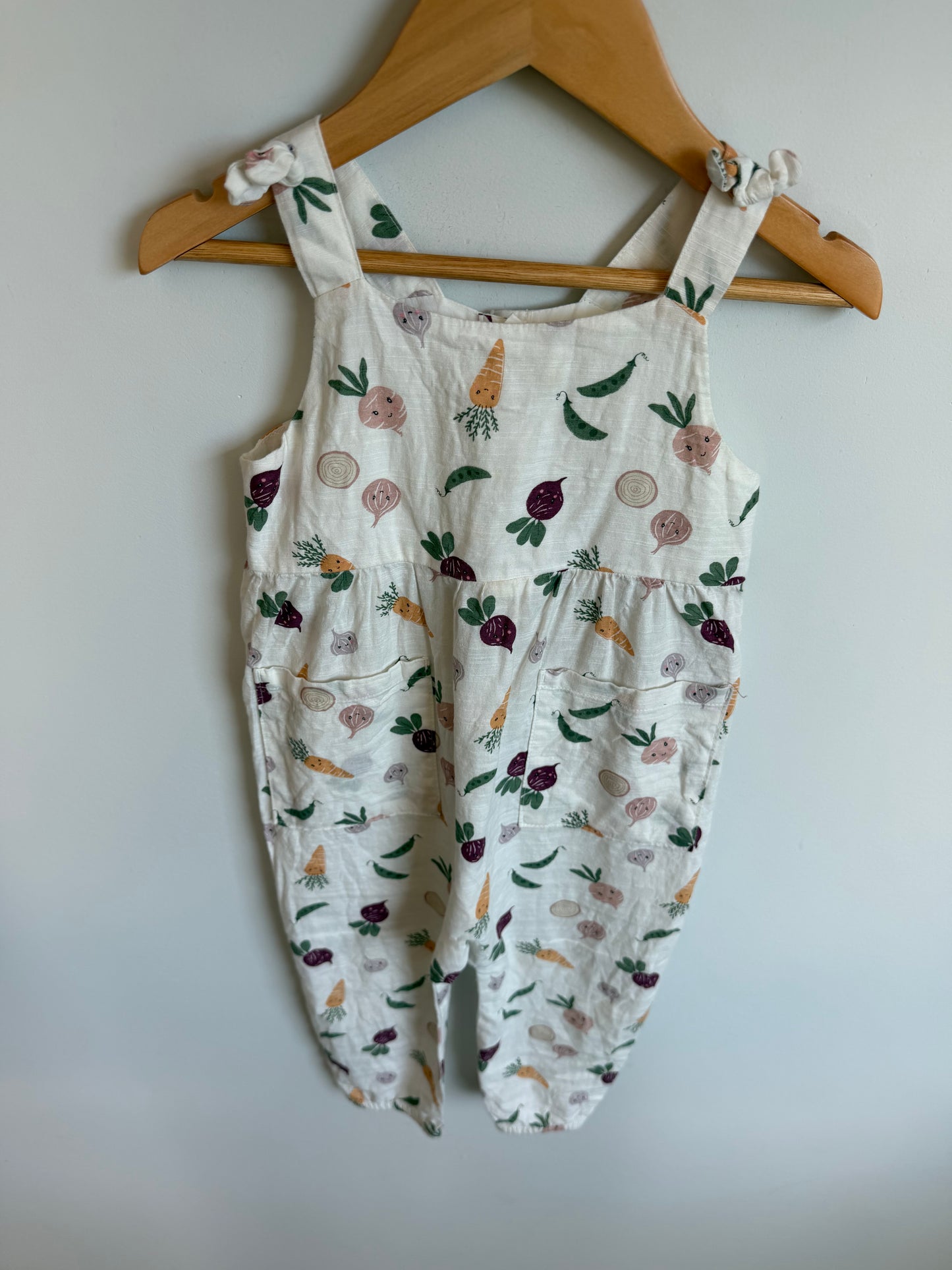 H&M Veggies Jumpsuit  / 18m-2T